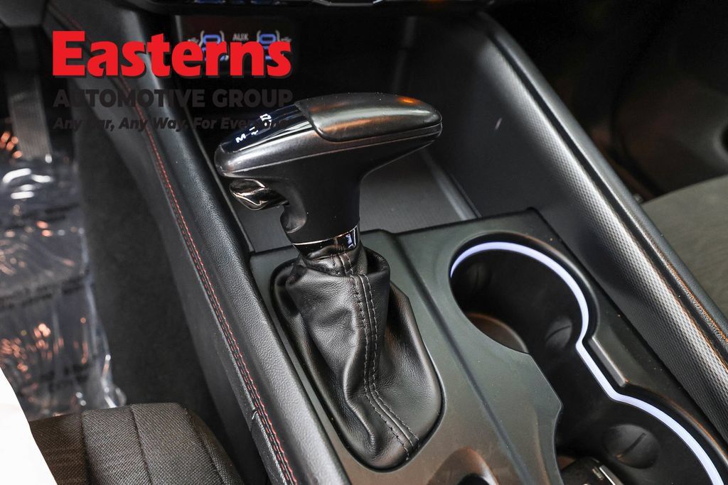 Used 2025 Dodge Durango GT RWD image 13