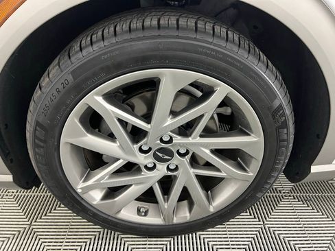Used 2024 Genesis GV60 Advanced image 10