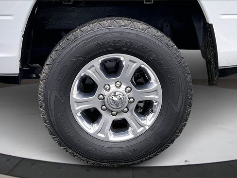 Certified 2024 RAM 2500 Big Horn image 33