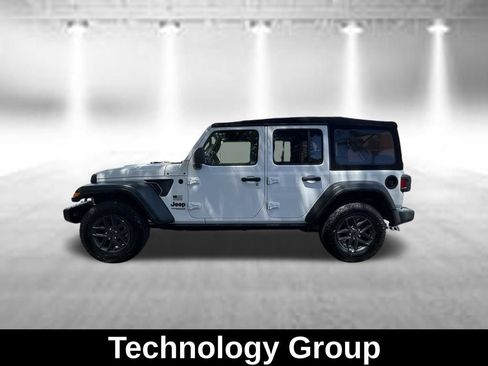 Used 2021 Jeep Wrangler Unlimited Sport AWD/4WD image 4