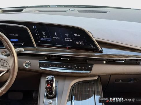 Used 2024 Cadillac Escalade Sport w/ Touring Package AWD/4WD image 21