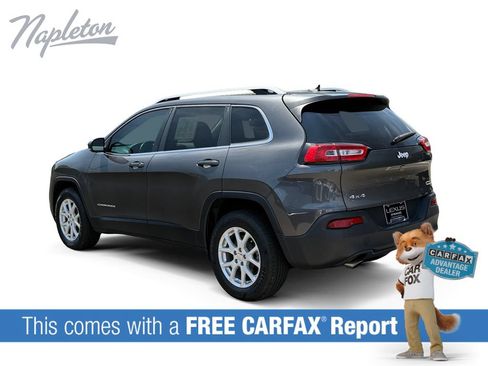 Used 2017 Jeep Cherokee Latitude w/ Safety/Convenience Group AWD/4WD image 3