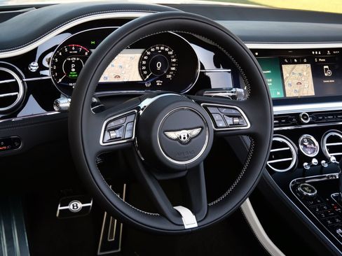 Used 2025 Bentley Continental GT Speed AWD/4WD image 16