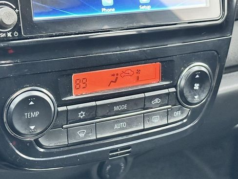 Used 2024 Mitsubishi Mirage ES image 13