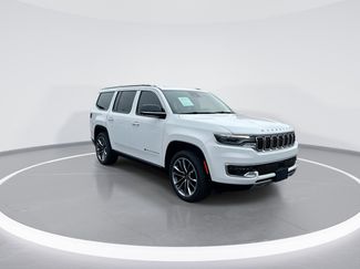 Used 2023 Jeep Wagoneer Series III w/ Premium Group I AWD/4WD video 2