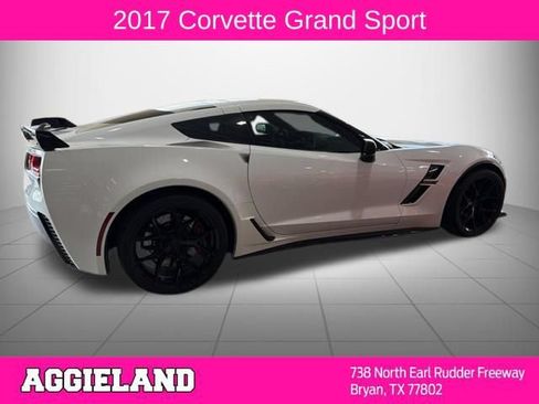 Used 2017 Chevrolet Corvette Grand Sport RWD image 2
