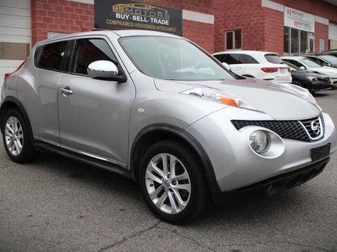 Used 2011 Nissan Juke SL w/ Chrome Pkg image 7