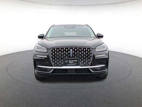 Used 2025 Lincoln Corsair Grand Touring w/ Towing Package AWD/4WD image 2