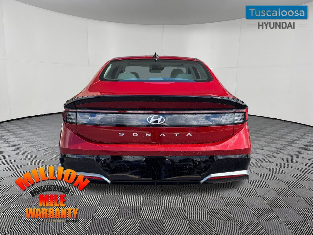 Used 2024 Hyundai Sonata SEL FWD image 4