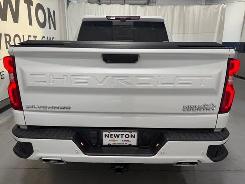 Used 2023 Chevrolet Silverado 1500 High Country w/ High Country Premium Package AWD/4WD image 35