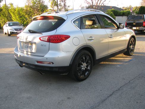 Used 2011 INFINITI EX35 Journey w/ Premium Pkg image 6