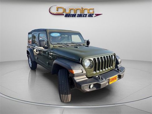 Used 2022 Jeep Wrangler Unlimited Sport w/ Technology Group image 4