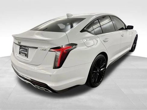 Used 2022 Cadillac CT5 V w/ LPO, ONYX Package image 9