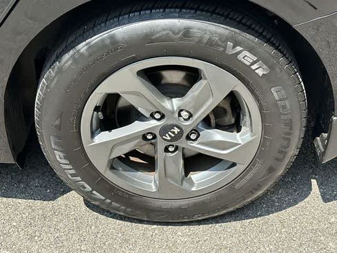 Used 2021 Kia K5 LX FWD image 5