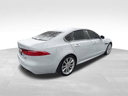Used 2020 Jaguar XF Checkered Flag image 4