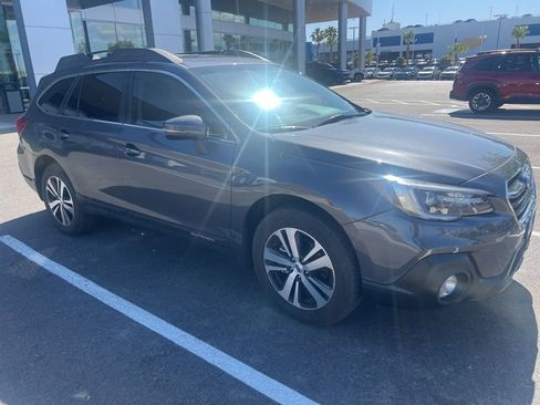 Used 2019 Subaru Outback 2.5i Limited AWD/4WD image 31