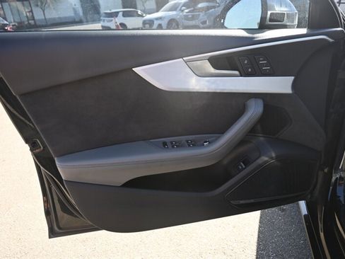 Used 2019 Audi S4 Premium Plus w/ Premium Plus Package image 17