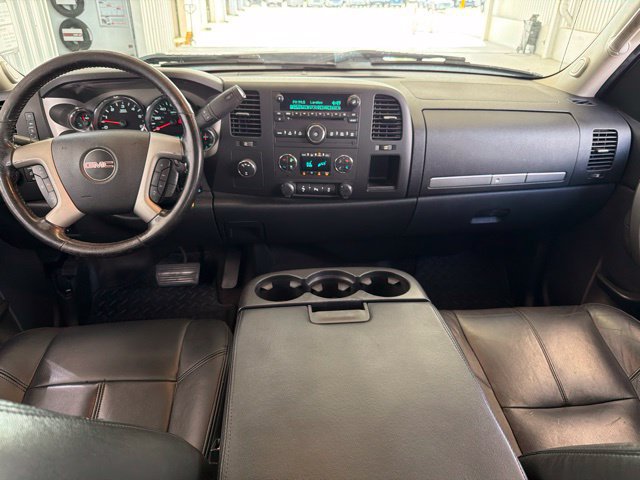 Used 2014 GMC Sierra 2500 SLE w/ HD SLE Premium Package AWD/4WD image 16