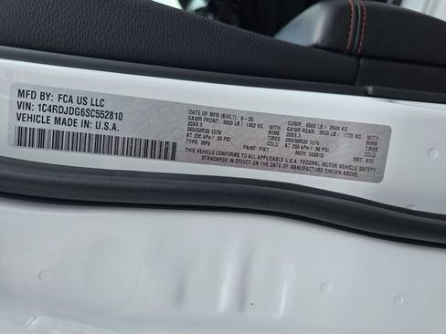 Used 2025 Dodge Durango GT AWD/4WD image 14
