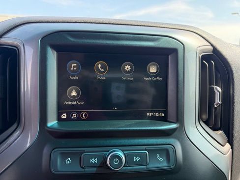 Used 2019 Chevrolet Silverado 1500 Custom w/ Custom Convenience Package AWD/4WD image 31