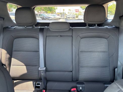 Used 2025 Chevrolet Equinox LT AWD/4WD image 34