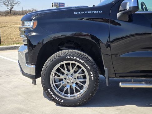 Used 2020 Chevrolet Silverado 1500 LTZ w/ LTZ Premium Package AWD/4WD image 7