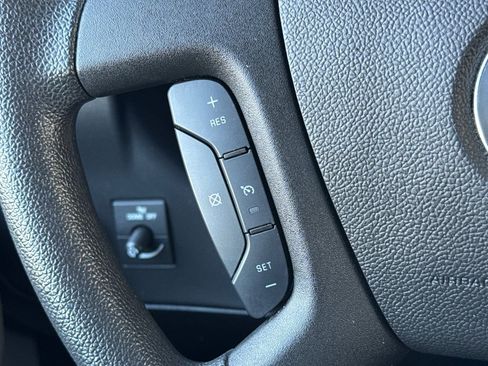 Used 2024 Chevrolet Express 2500 w/ Driver Convenience Package image 23