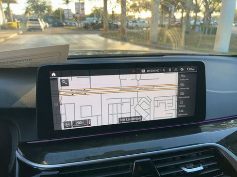 Used 2023 BMW 540i w/ M Sport Package image 10