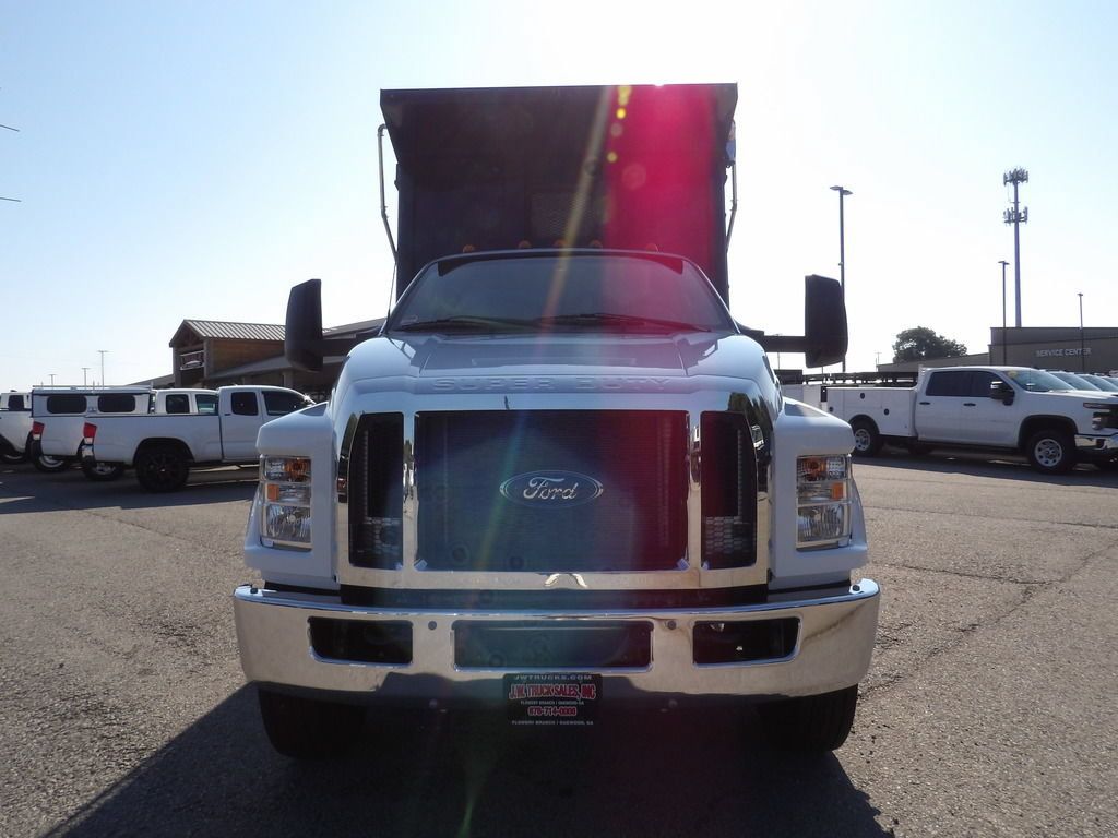 Used 2025 Ford F650 2WD Regular Cab Super Duty image 12
