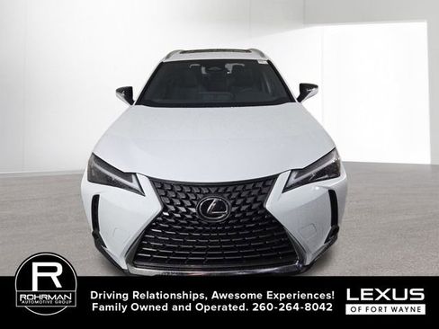New 2026 Lexus UX 300h AWD image 3