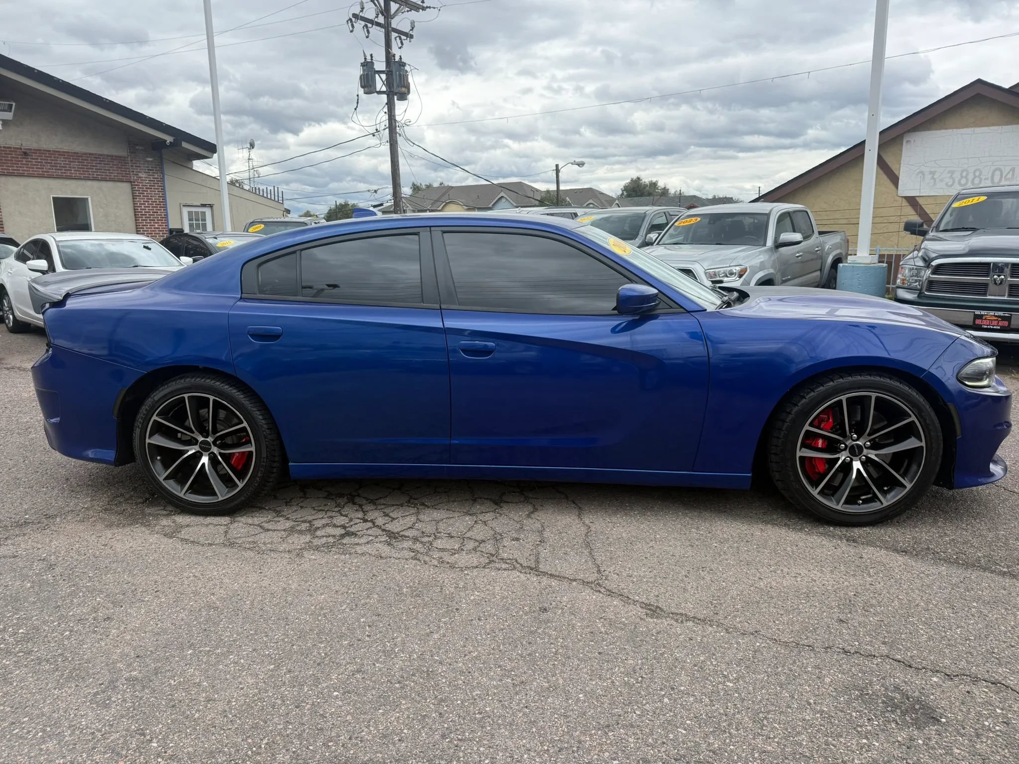 Used 2018 Dodge Charger R/T RWD image 6