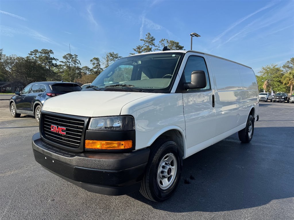 Used 2023 GMC Savana 2500 Extended w/ Driver Convenience Package RWD image 4