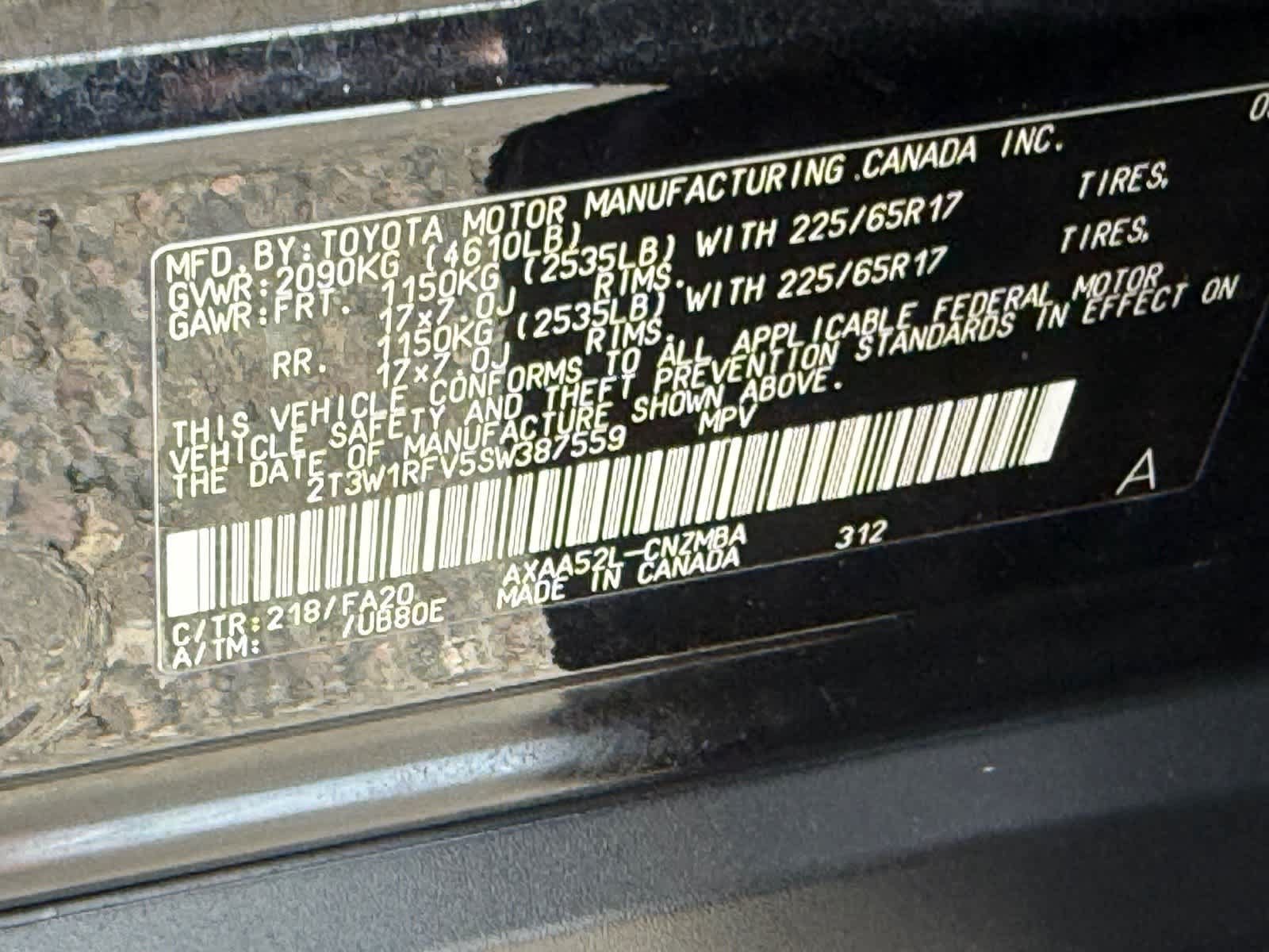 Used 2025 Toyota RAV4 XLE FWD image 33