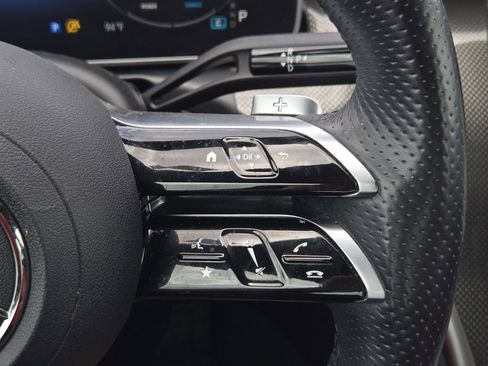 Used 2024 Mercedes-Benz C 300 Sedan image 25