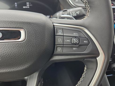 New 2025 Jeep Grand Cherokee Altitude RWD image 24