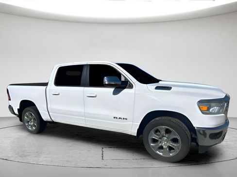 Used 2022 RAM 1500 Big Horn AWD/4WD image 2