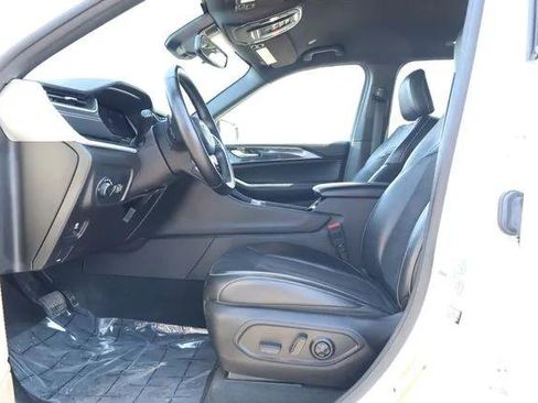 Certified 2022 Jeep Grand Cherokee Altitude image 11