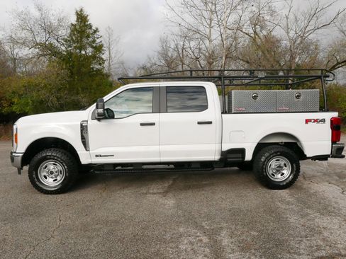 Used 2023 Ford F250 XL w/ 360-Degree Camera Package image 2