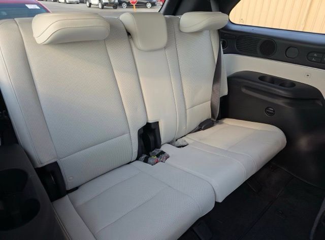Used 2026 Hyundai Palisade Calligraphy AWD/4WD image 14