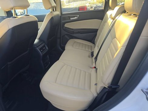 Used 2024 Ford Edge SEL w/ Convenience Package AWD/4WD image 8