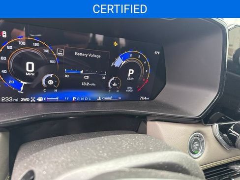 Used 2025 Chevrolet Colorado ZR2 w/ Technology Package AWD/4WD image 14