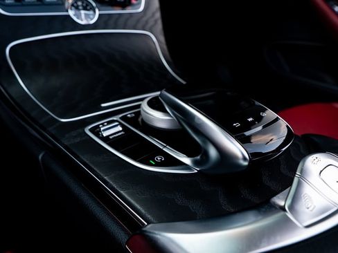 Used 2021 Mercedes-Benz C 300 4MATIC Cabriolet image 33