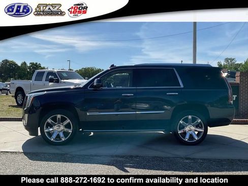 Used 2019 Cadillac Escalade Luxury RWD image 4