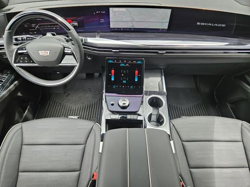 New 2026 Cadillac Escalade Sport w/ Touring Package AWD/4WD image 19