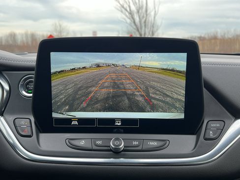 Used 2024 Chevrolet Blazer LT w/ Driver Confidence Package image 26