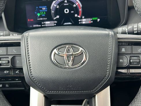Used 2024 Toyota Sequoia SR5 w/ SR5 Premium Package AWD/4WD image 38