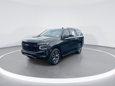 Used 2023 Chevrolet Tahoe Z71 w/ Luxury Package AWD/4WD image 5