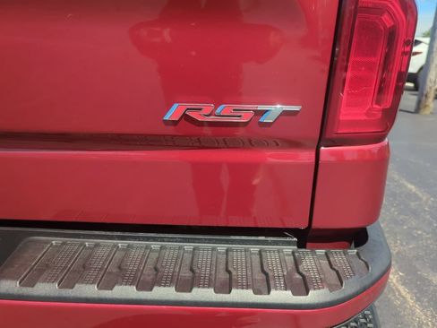 Certified 2022 Chevrolet Silverado 1500 RST AWD/4WD image 9