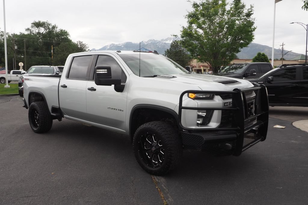 Used 2021 Chevrolet Silverado 2500 Custom w/ Custom Value Package AWD/4WD image 3