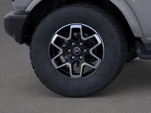 New 2026 Ford Bronco Outer Banks image 21